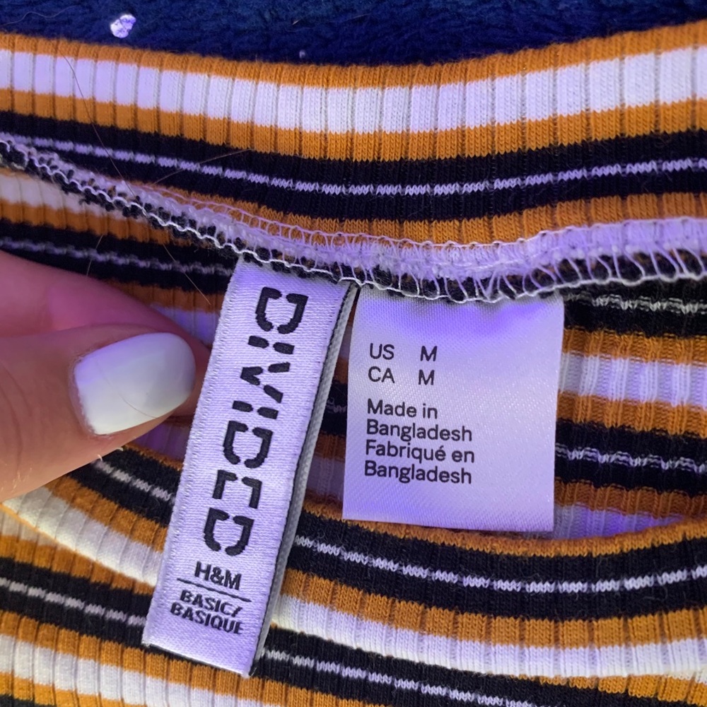 H&M cropped tee - Picture 3 of 4